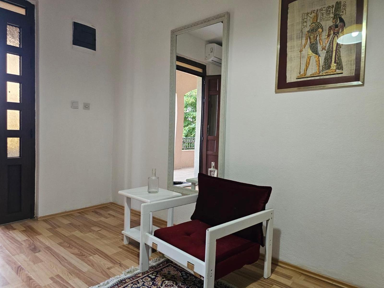 Apartman Na Rijeci Cijevni Appartement Podgorica Buitenkant foto